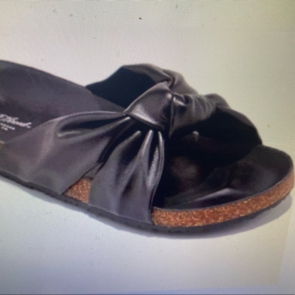 Universal Thread Sandals - Picture 4 of 4